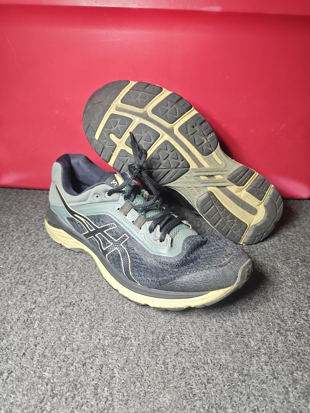 Asics GT-2000 6 T8A2N Men's 9.5 Trail Running Shoe Black Green Athletic Sneaker